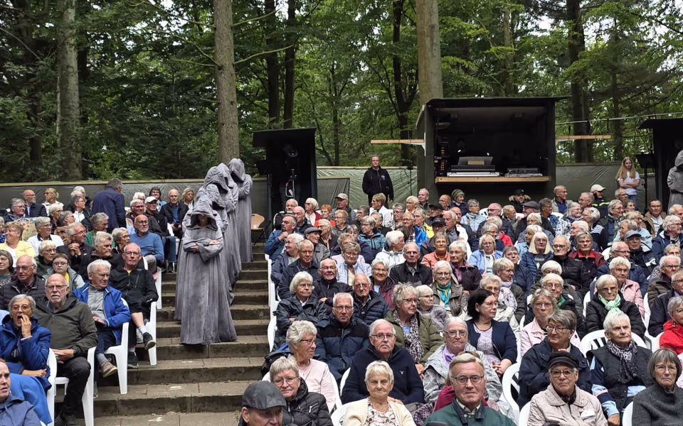 Billeder fra Ølgod Sommerspil 2025 mandag aften.