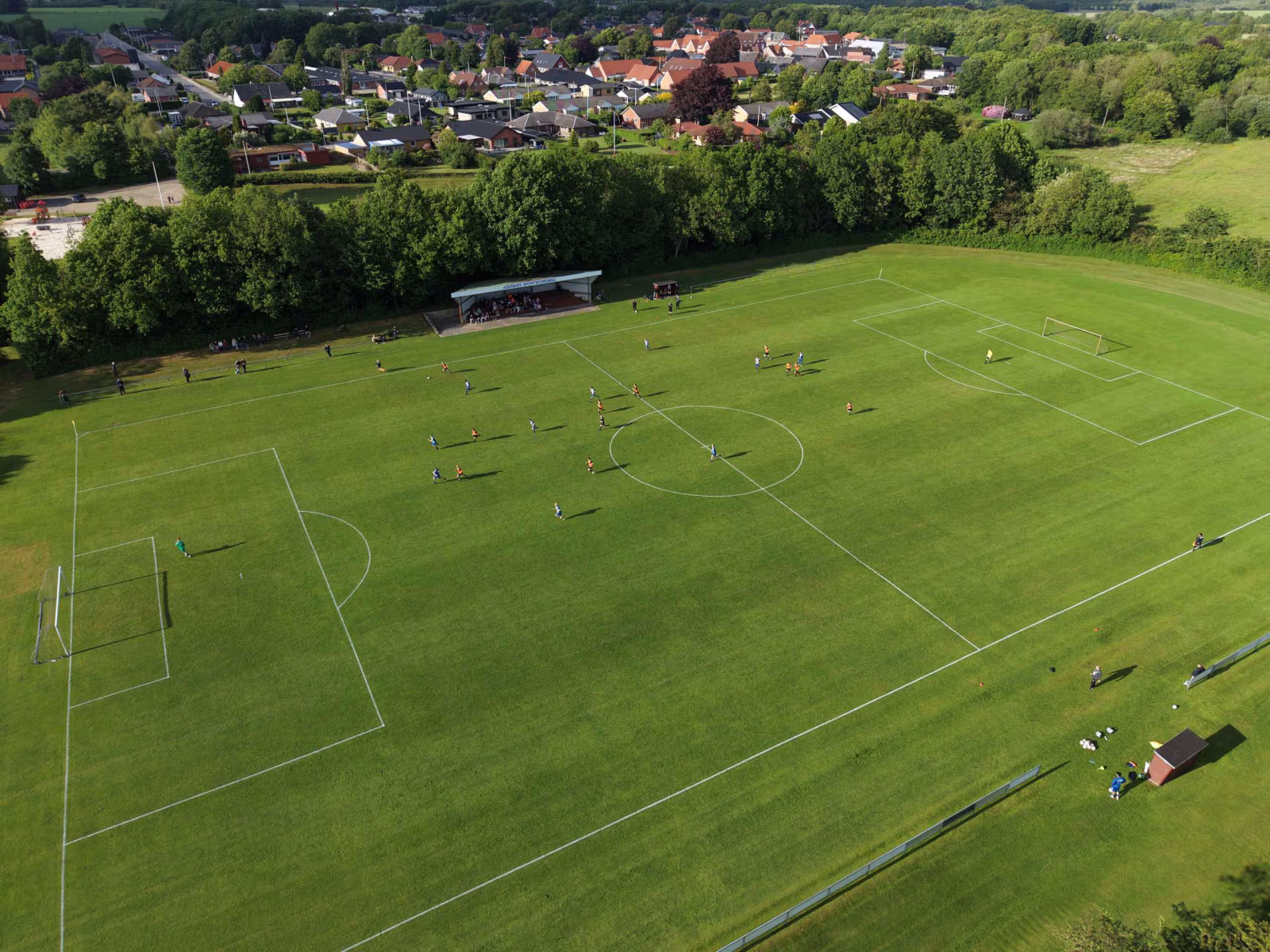 Kampreferat fodbold serie 1: Helle FC S1 – EFB S1 1-2