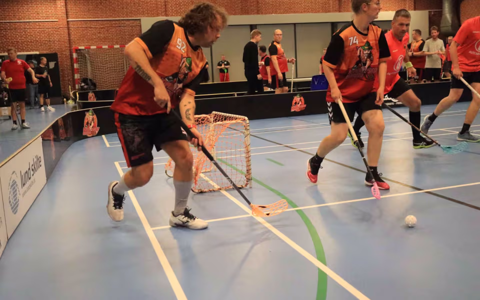 Floorball-sæson skudt i gang