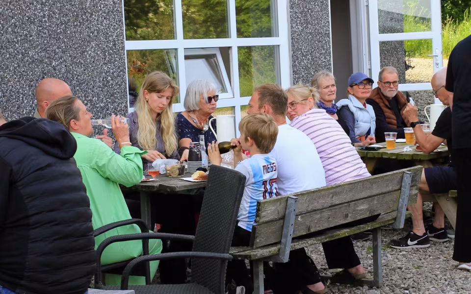 Sidste hilsen i stalden