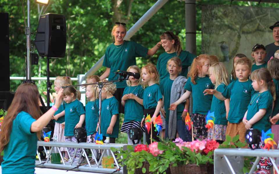 Musikfest samlede generationer i Outrup