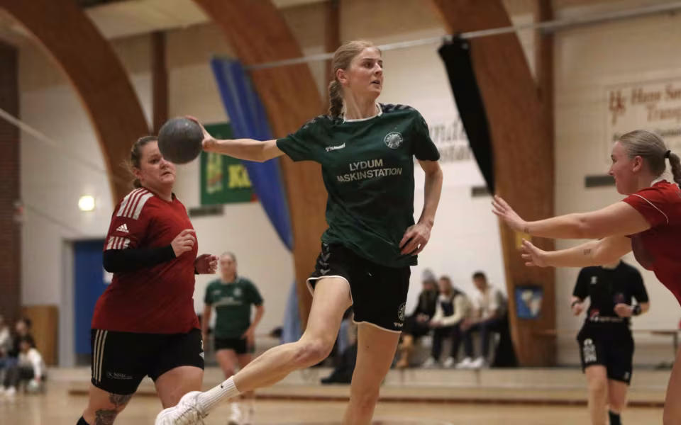 Blåbjerg HK Serie 2 damer triumferer med sejr