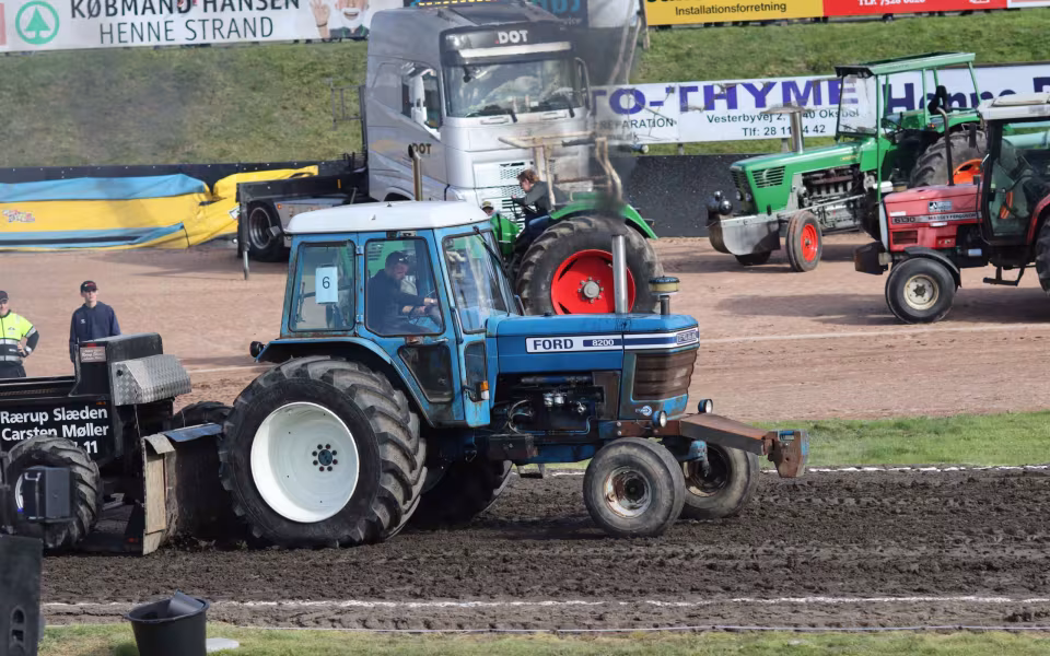 Powerpull og Truckshow skabte folkefest i Outrup