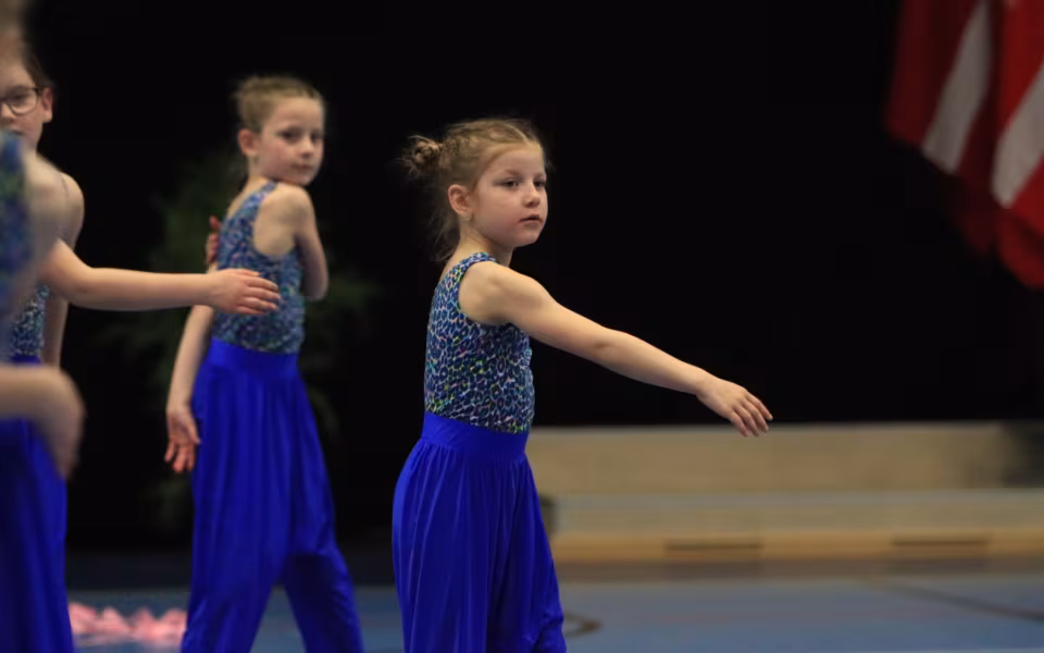 Mini Dancers Fra Outrup Strålede