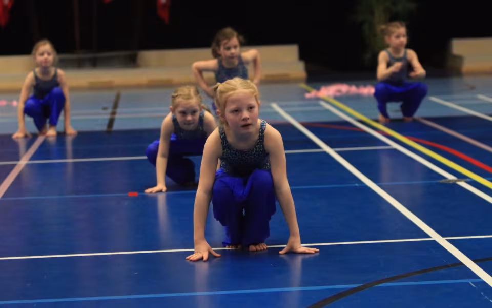 Mini Dancers Fra Outrup Strålede