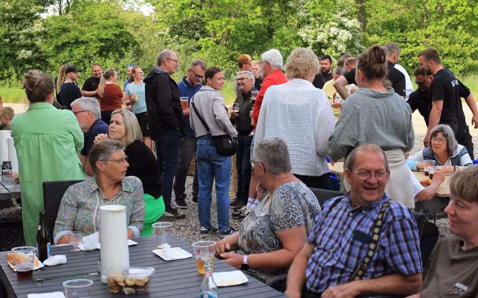 Sidste hilsen i stalden