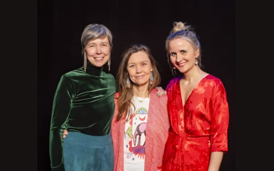Koncert i Bejsnap kirke - Vokaltrio koncert & fællessang med Janne Mark, Marianne Søgård og Anne Odgård.