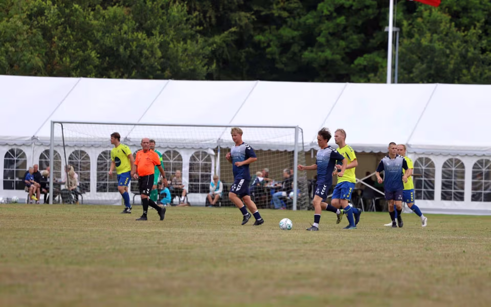 HTS-serie 1 åbner efterårssæsonen med fortjent 3-0-sejr - Se filmklip fra kampen