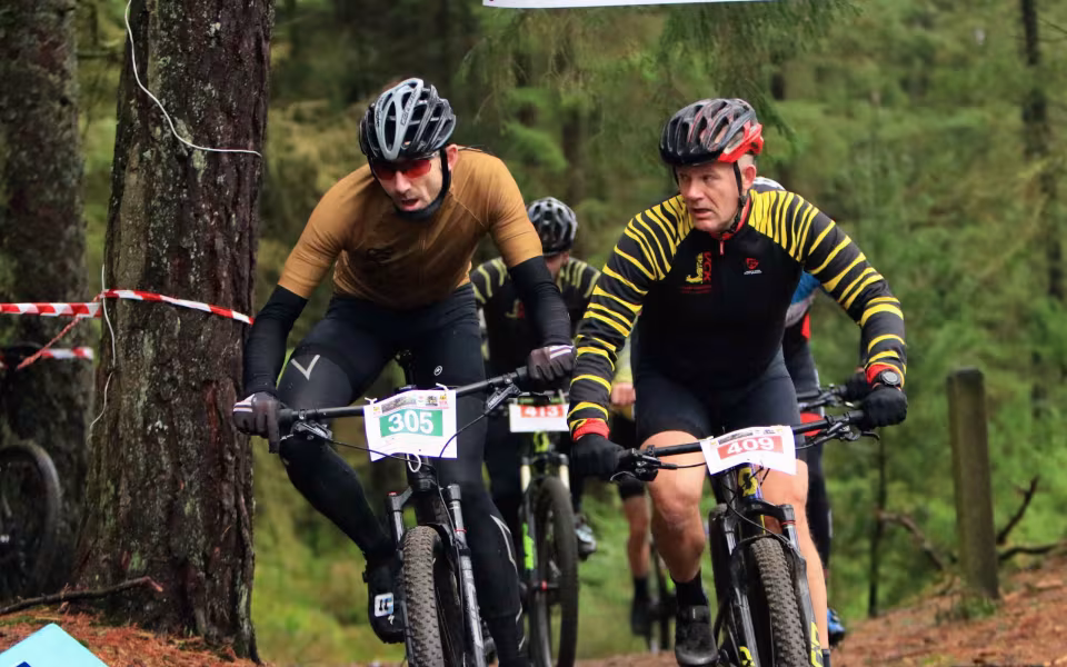 Mountainbike ryttere imponerede trods vådt vejr