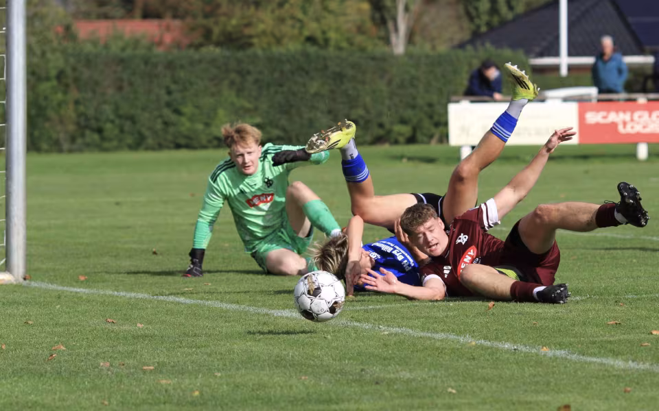 Oksbøl vakler på toppen