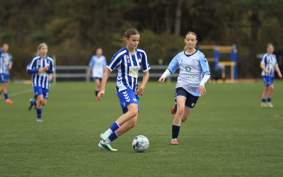 EfB-piger modstod presset og sejrede