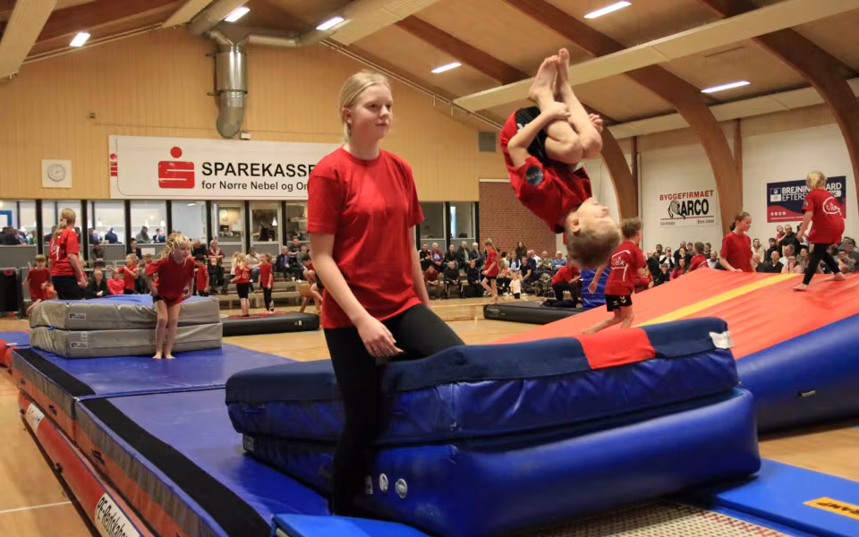 Forårsstemning i Outrup med GUB Gymnastik