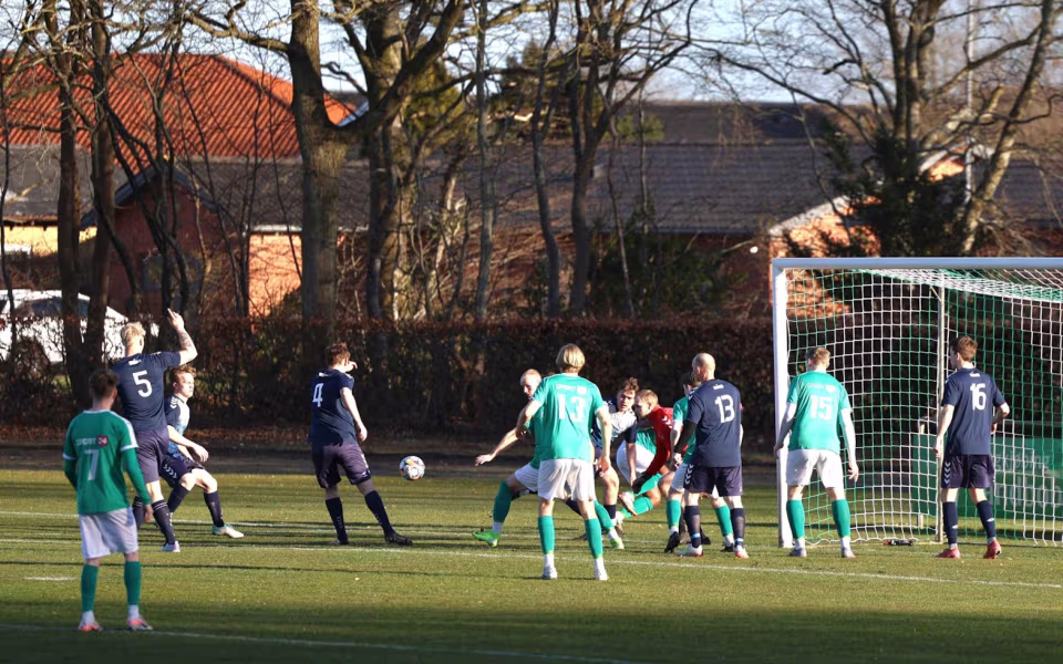 Sejr til HTS serie 4 herre på udebane mod Skjerns anden hold med 2-1 til HTS.