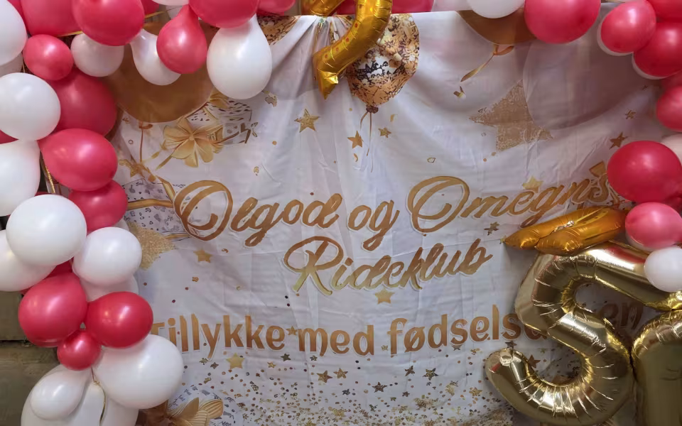 Ølgod & Omegns Rideklub fejrede 50-års jubilæum med taler, opvisning og fællesskab.
