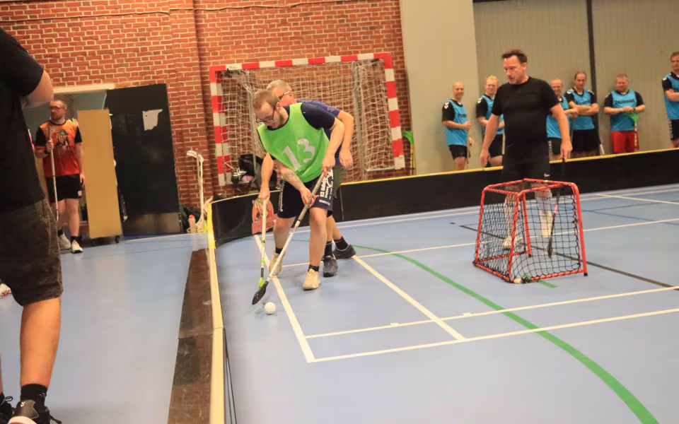 Floorball-sæson skudt i gang