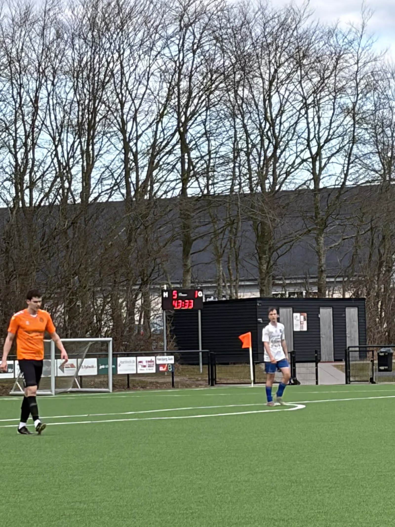 Helle FC senior fodbold leverede en stærk offensiv præstation, da holdet hjemme besejrede Ansager med hele 7-3 i Serie 4.