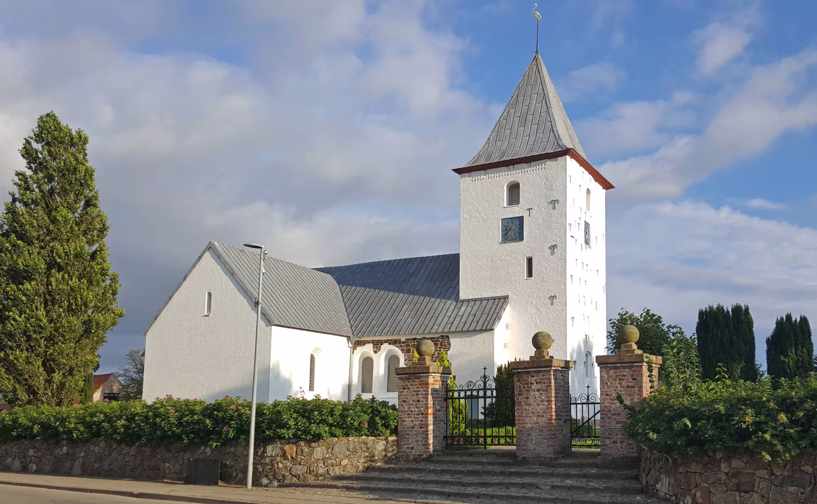 Afskedsgudstjeneste søndag den 28 april kl 10:30 i Ansager Kirke med efterfølgende frokost i sognegården