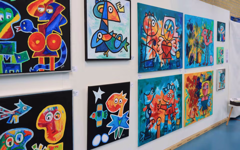 Kunsthåndværk i levende hænder