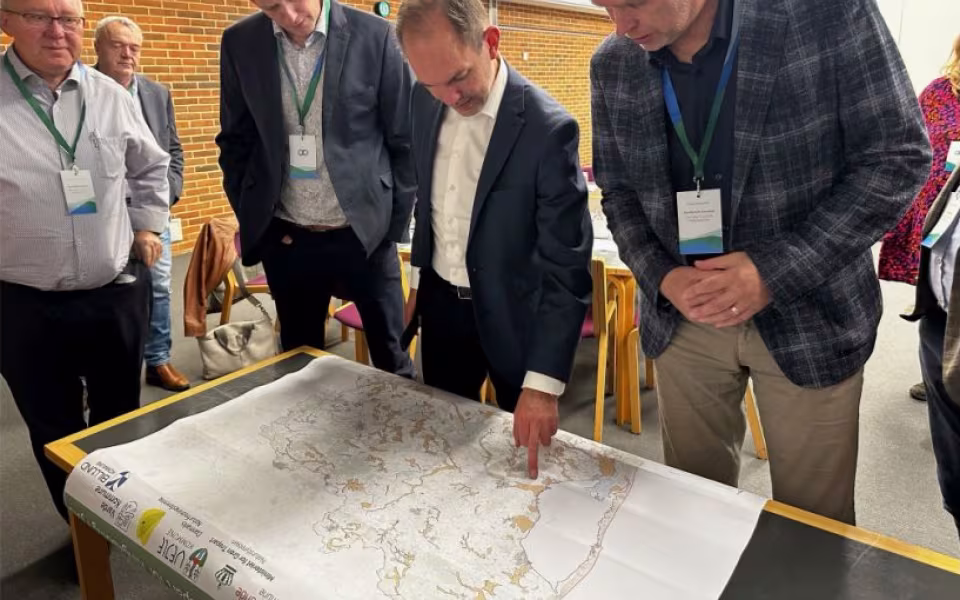Områdeplan afleveret til ministeren