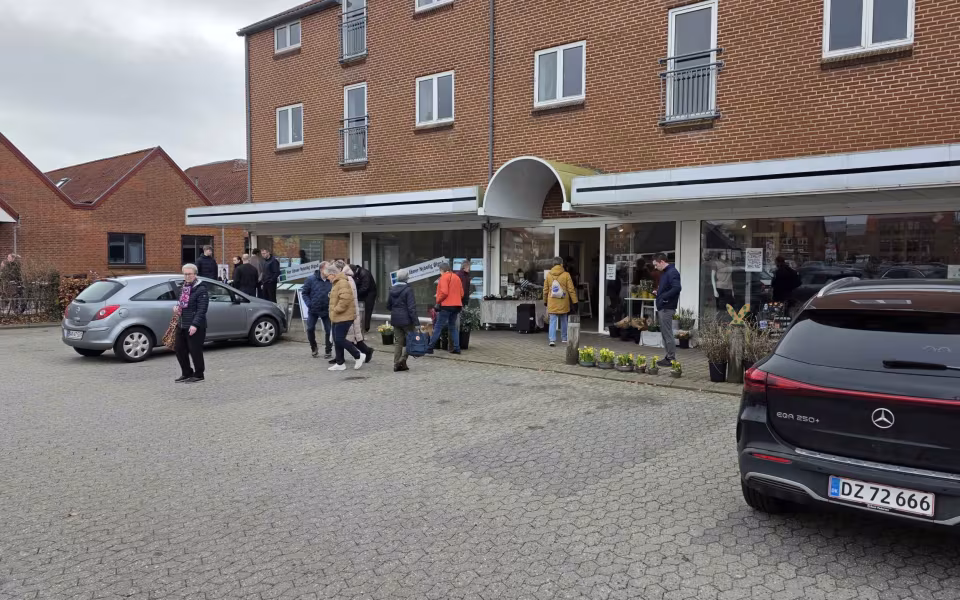 Stor opbakning til åbningsfest i Ølgod midtby