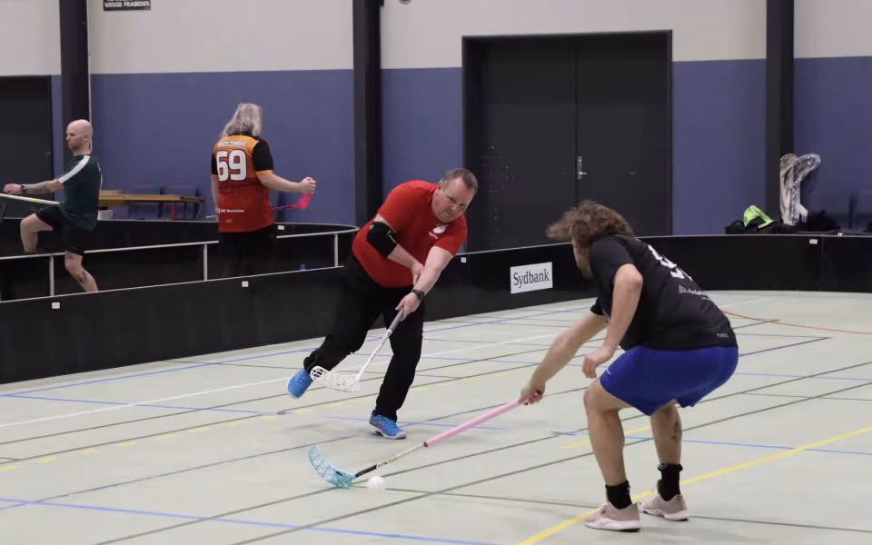 Varde-mesterskab i floorball afholdt
