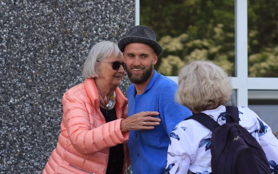 Sidste hilsen i stalden