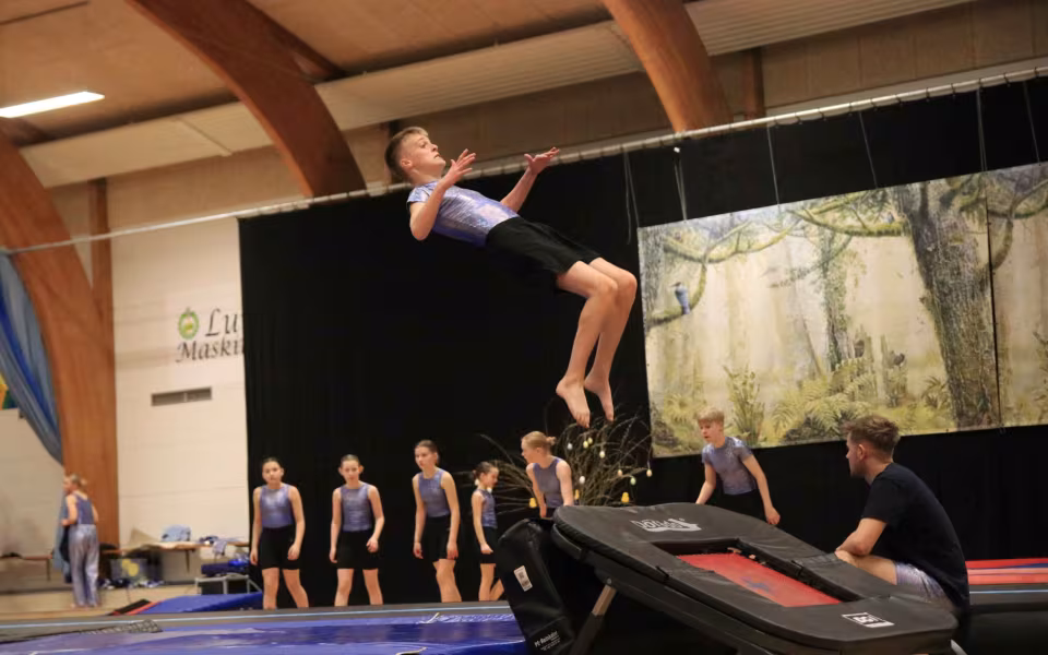 Forårsstemning i Outrup med GUB Gymnastik
