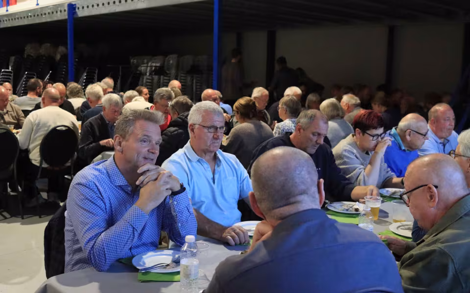 Verdensmester kastede glans over sponsoraften