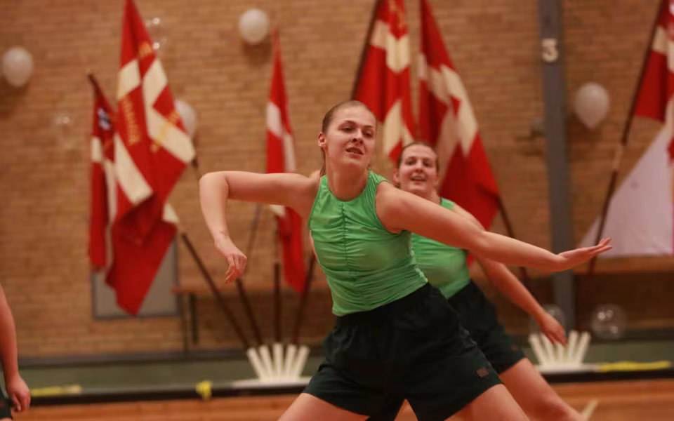 Seniorer fejrer gymnastik og fællesskab