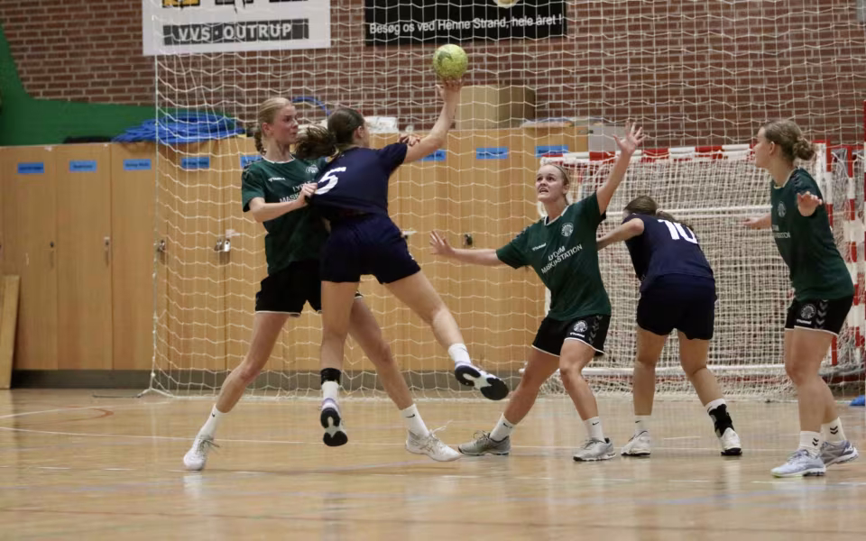Endelig sejr til Blåbjergs U-19 piger