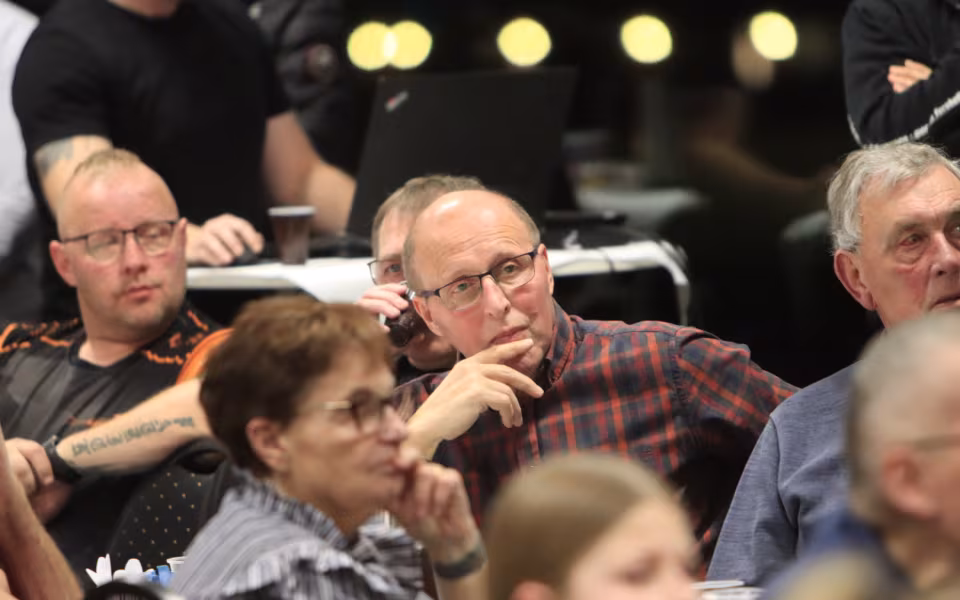 Speedwayfans samledes til sæsonstartaften