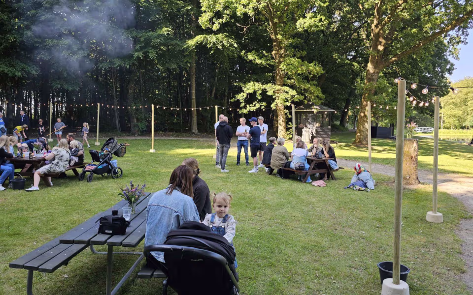Billeder fra Midsommerfest I Tistrup anlæg 2025