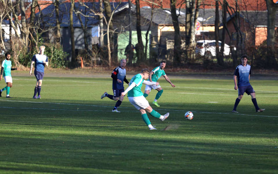 Sejr til HTS serie 4 herre på udebane mod Skjerns anden hold med 2-1 til HTS.