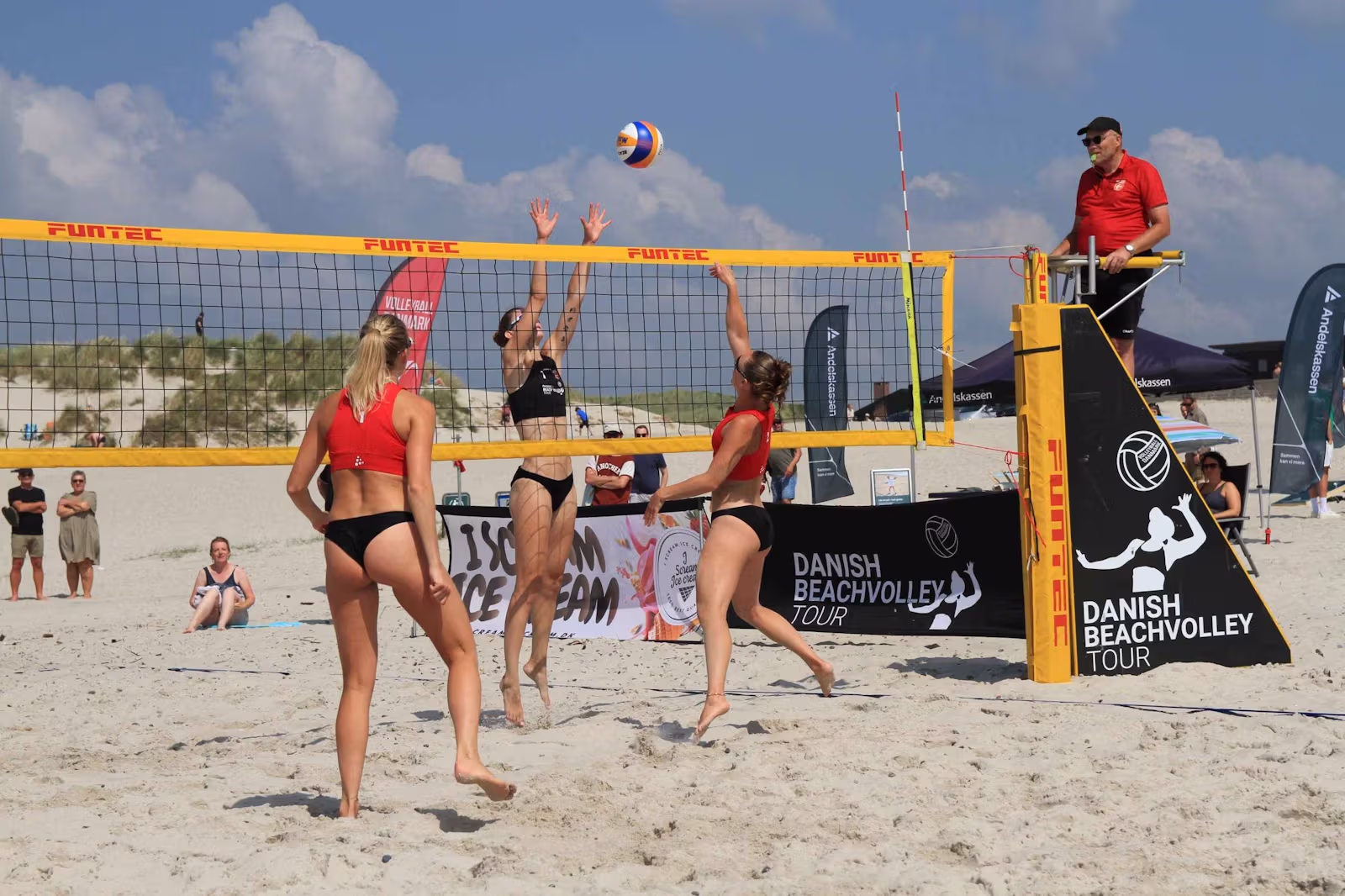 Beachvolleyfest ved Vesterhavet