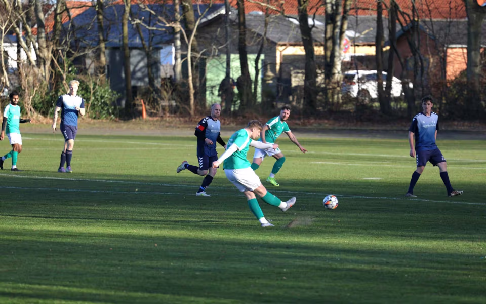 Sejr til HTS serie 4 herre på udebane mod Skjerns anden hold med 2-1 til HTS.