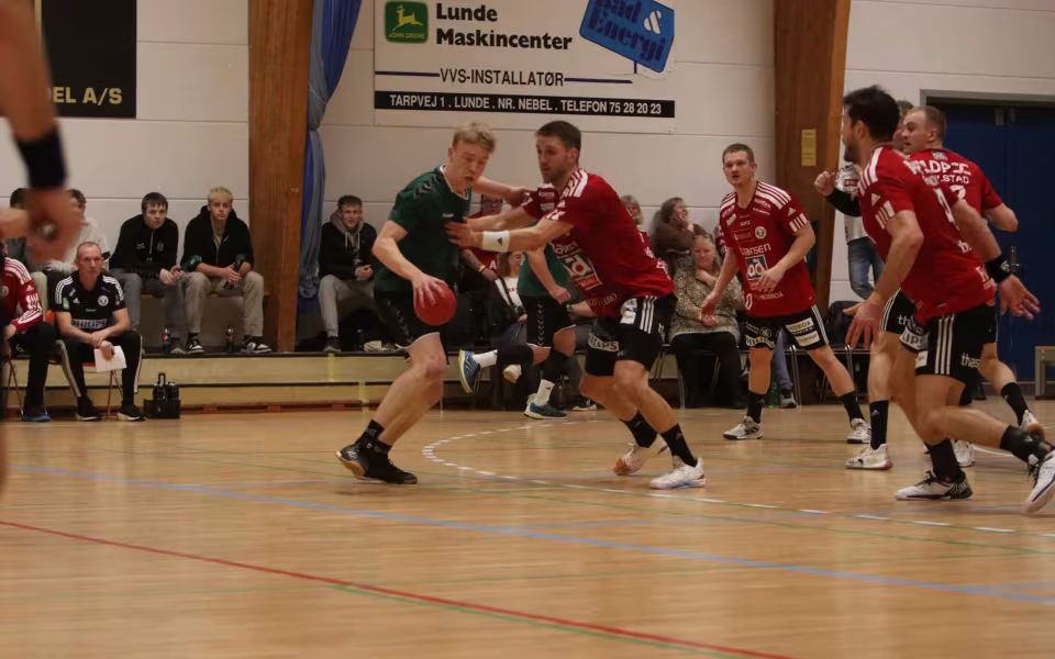 Blåbjerg HK  fejrer håndboldfest trods nederlag