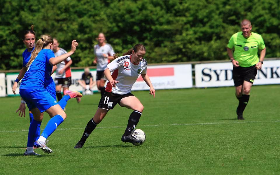 Varde kvinder taber til bundhold