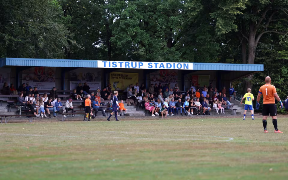 HTS-serie 1 åbner efterårssæsonen med fortjent 3-0-sejr - Se filmklip fra kampen