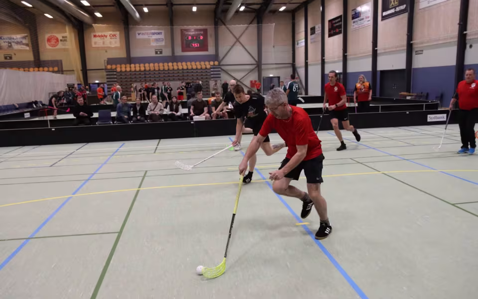Varde-mesterskab i floorball afholdt