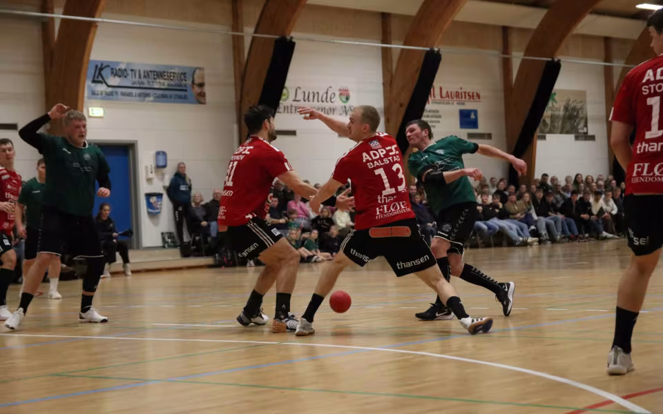Blåbjerg HK  fejrer håndboldfest trods nederlag