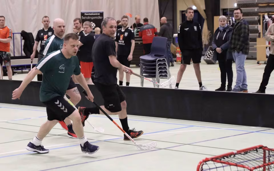Varde-mesterskab i floorball afholdt