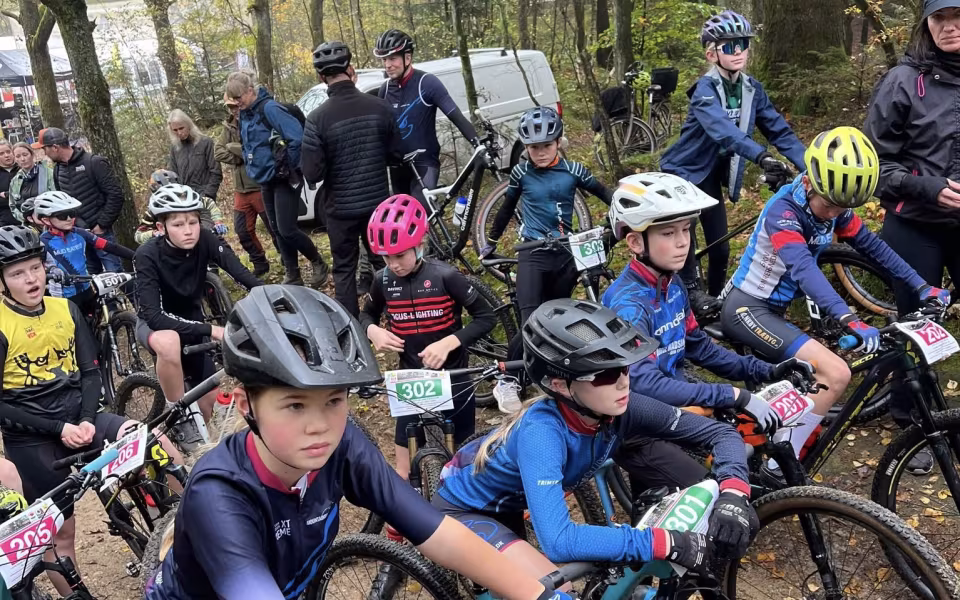 Cykelklub efterlyser unge på startlinjen