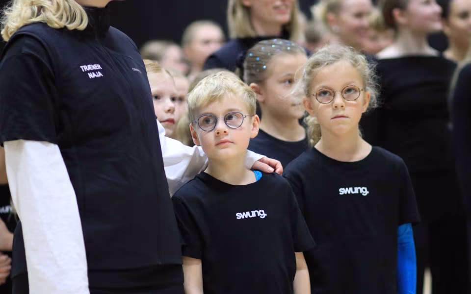 Julegymnastik samler fuldt hus