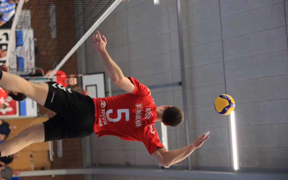 Nordenskov triumferer i tæt volleyballkamp