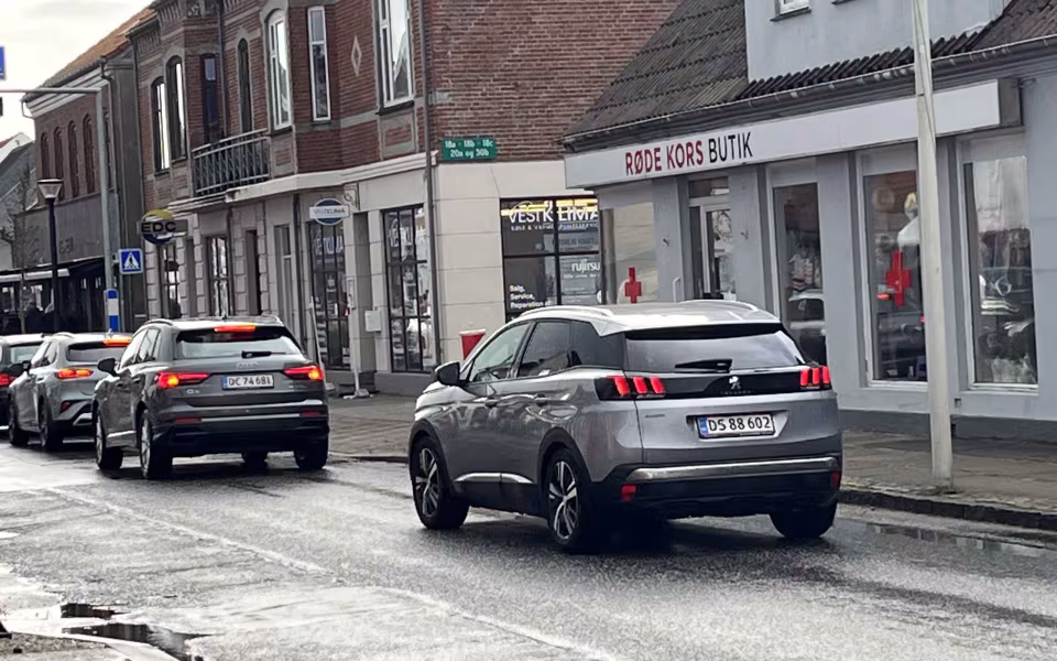 MEWL GÅR AMOK