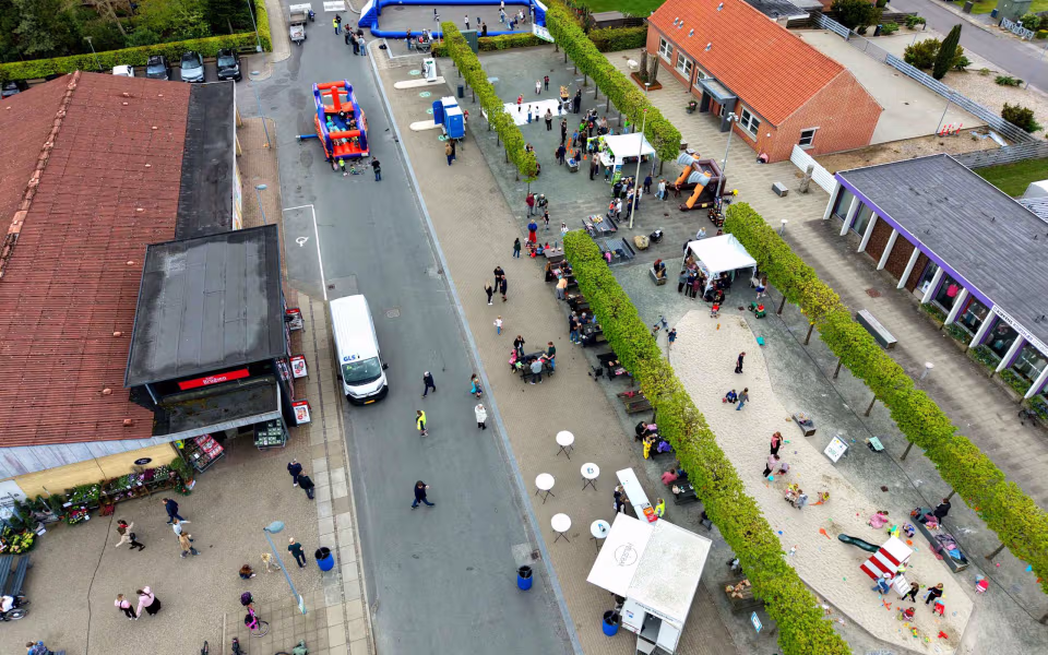 Stor deltagelse til Tistrup Screaming Carneval på torvet - Se de mange billeder