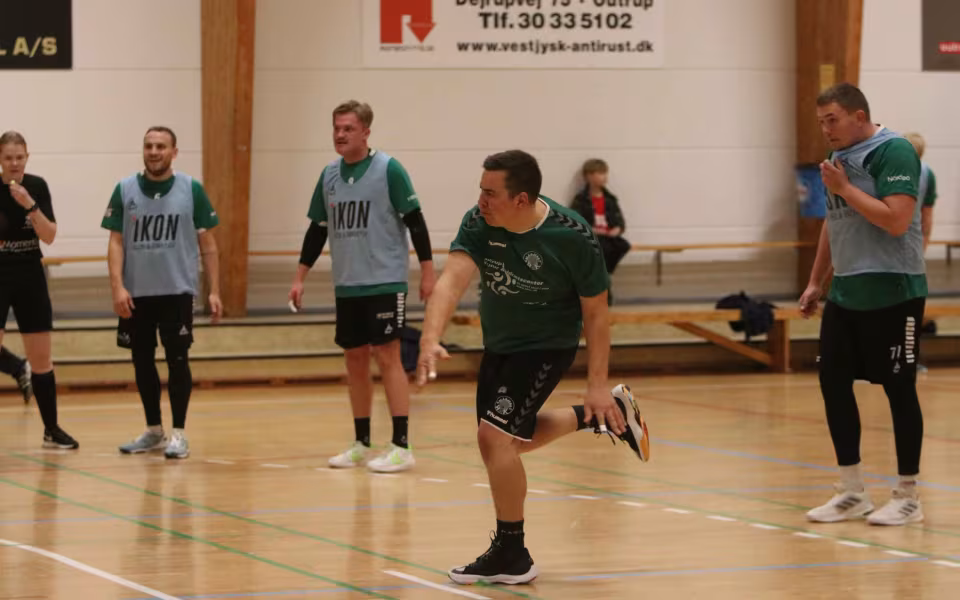 Blåbjerg HK Serie 2  triumferer i topkamp
