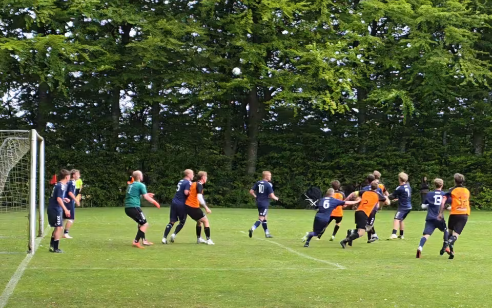 Sejr til HTS-fodbold serie 1 på Fåborg stadion.