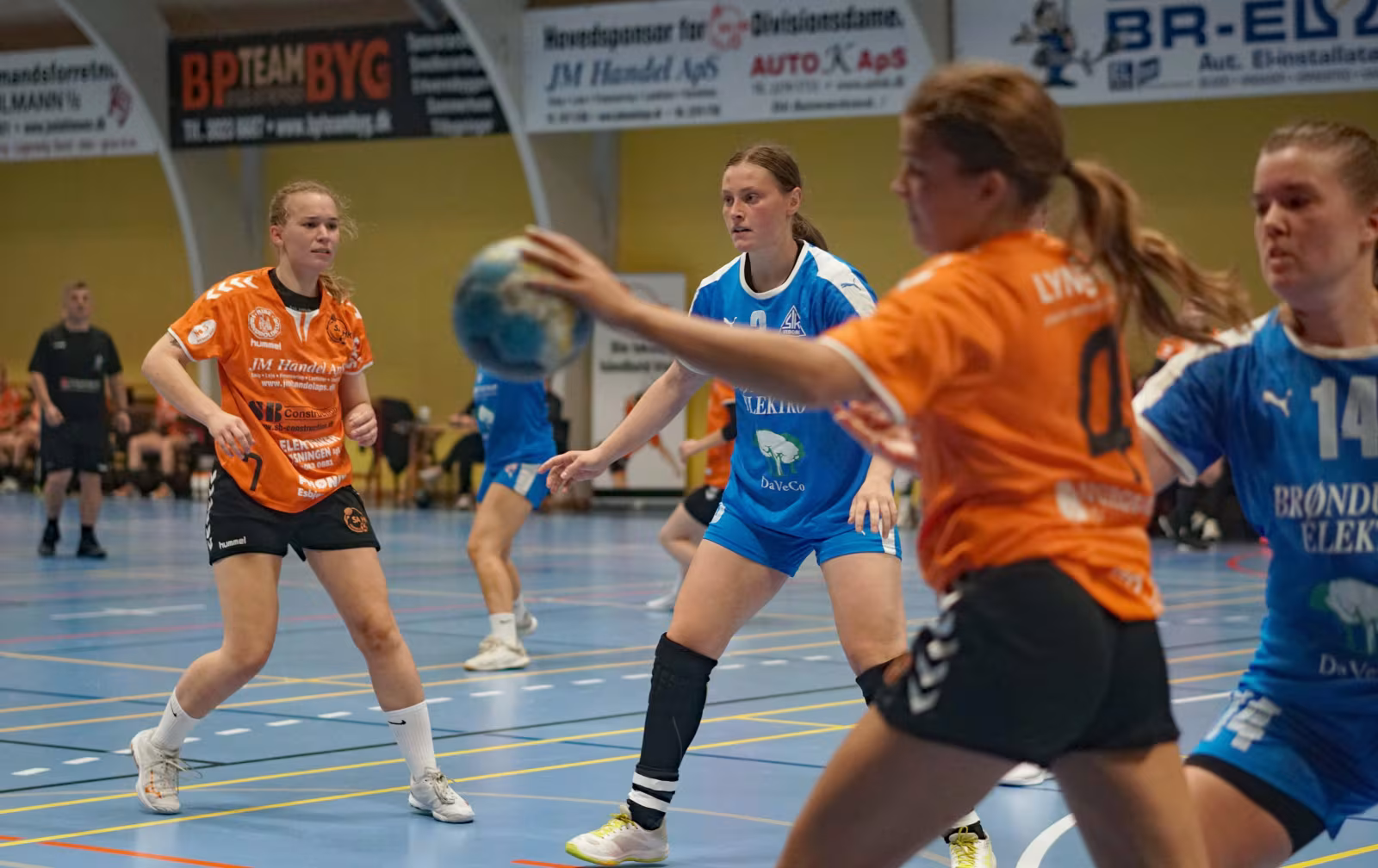 Tempoet og niveauet var højt hele kampen og SA Ribe HK kørte sejren sikkert hjem med hele 33-16.
