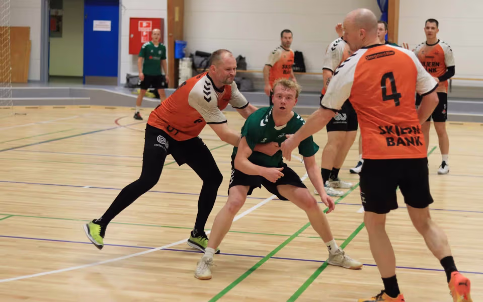 Blåbjerg HK herrer på førstepladsen
